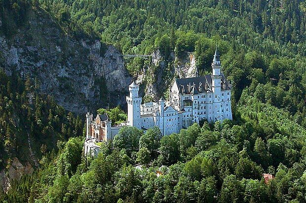 Landschaft rund um den Alatsee bei Füssen