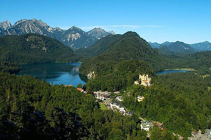 Landschaft rund um den Alatsee bei Füssen